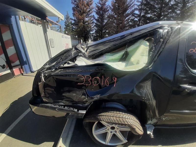 Vehicle/995_11.jpg